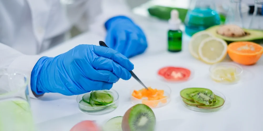 Natural Formulations and Clean Labels img