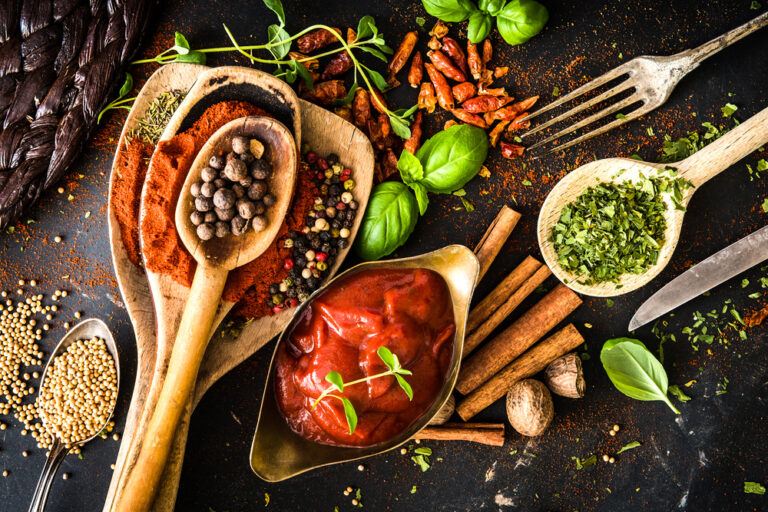 Flavor volatility tomato sauce with spices
