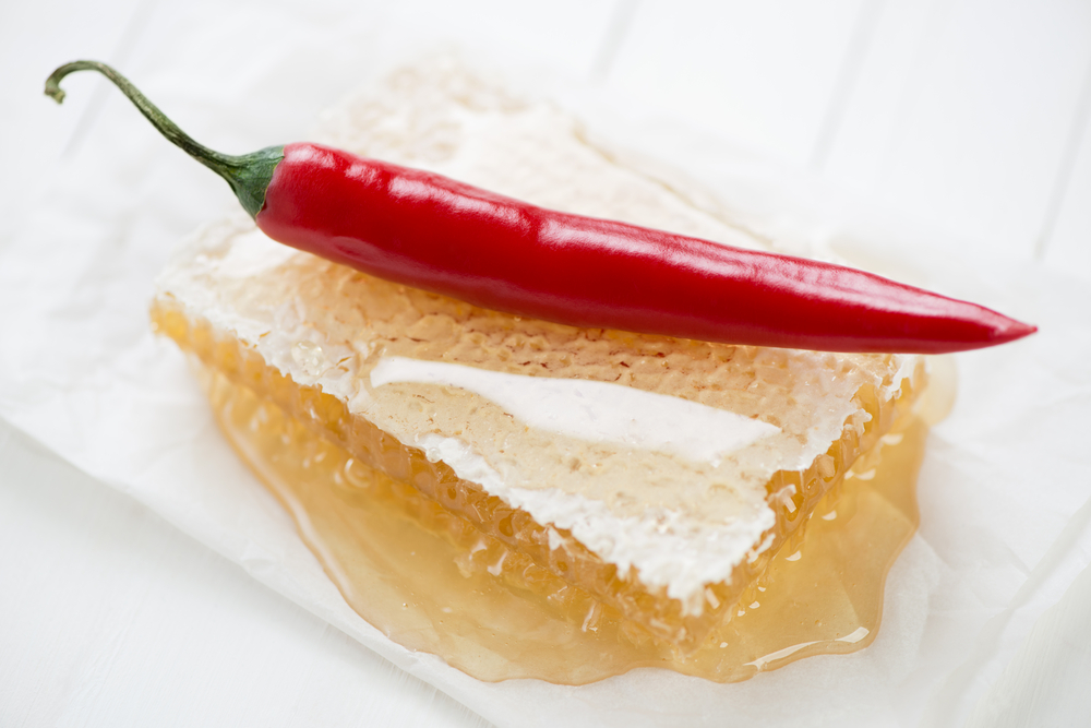 Flavor Synergy - Honeycomb and red chili pepper